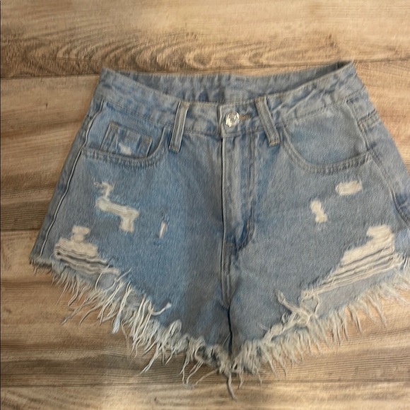 SHEIN Jean Cut Off Shorts Fringed XS Size 2 Light Wash Distressed Daisy Dukes - Picture 1 of 3